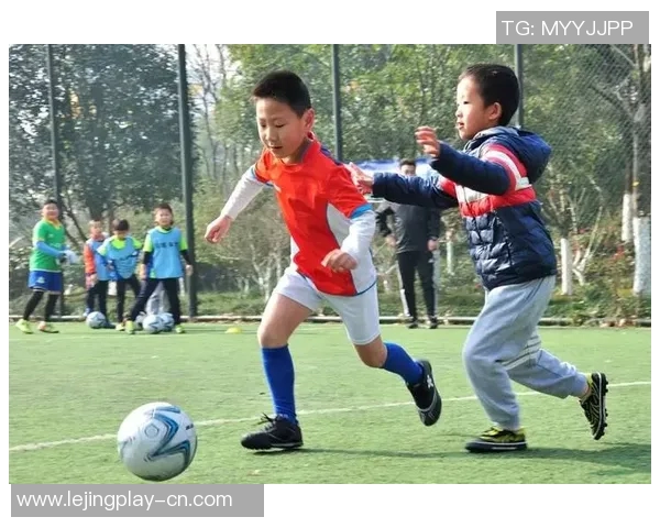 探索第一触感足球的玩法技巧与乐趣体验分享